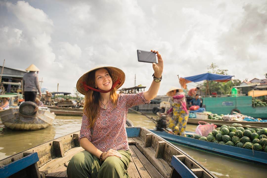 Cai Rang floating market - Can Tho