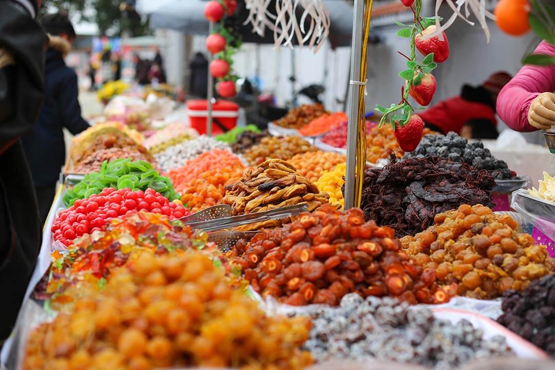 Hang Be Market is one of the most attractions in Hanoi old quarter