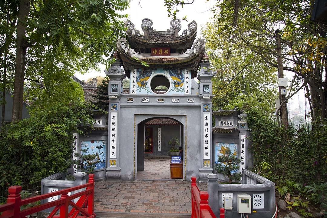 Ngoc Son Temple