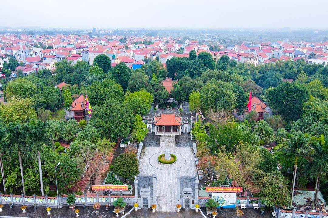 Hai Ba Trung Temple overview