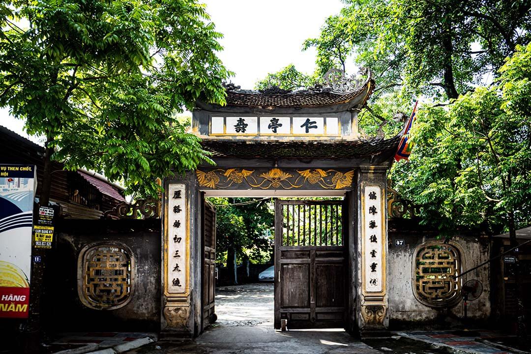 Hang Kenh Communal House gate