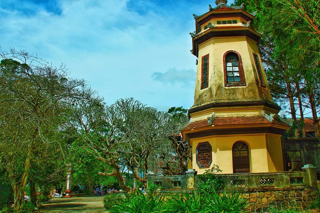 Inside Linh Son Pagoda