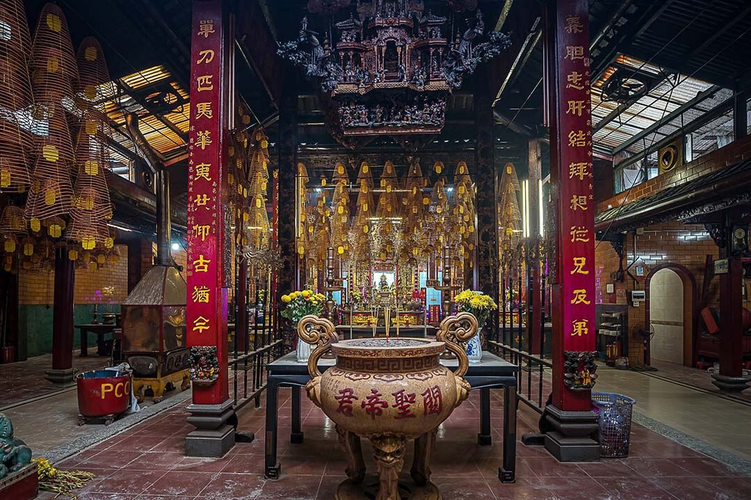 Inside Ong Pagoda