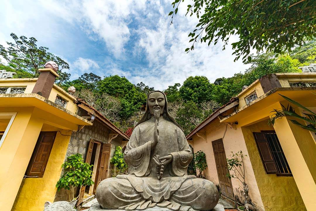 Statue of buddha in Linh Son Truong Tho Pagoda