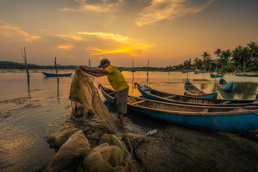 Take a lovely photo in O Loan Estuary