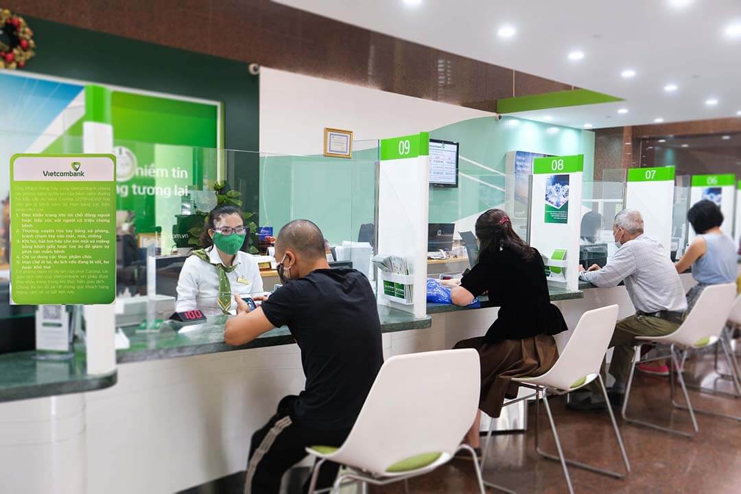 Currency transactions at Vietcombank