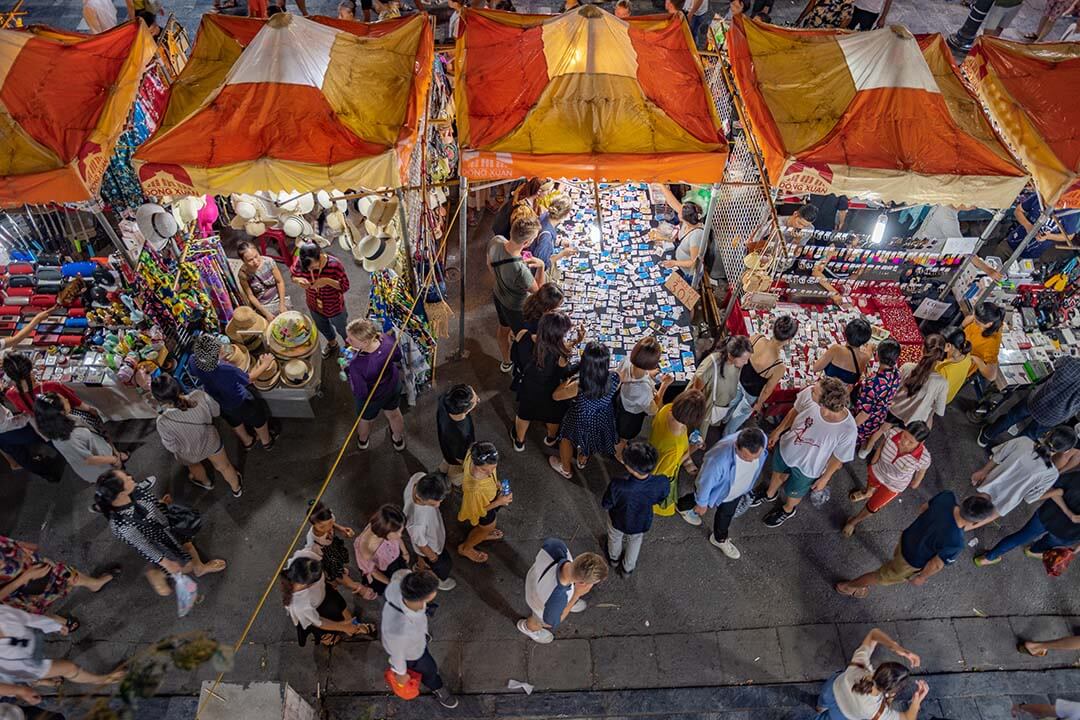 Locals and tourists crowded at the Old Town Night Market