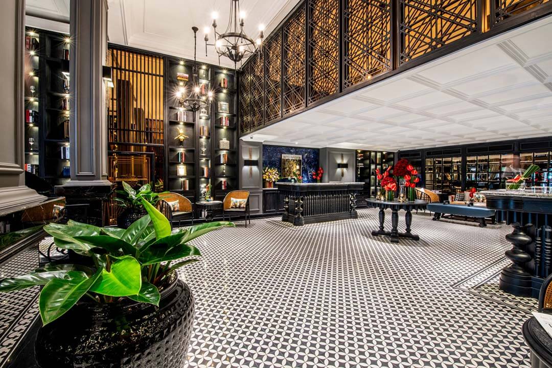 Luxurious lobby at La Siesta Premium Hang Be Hotel