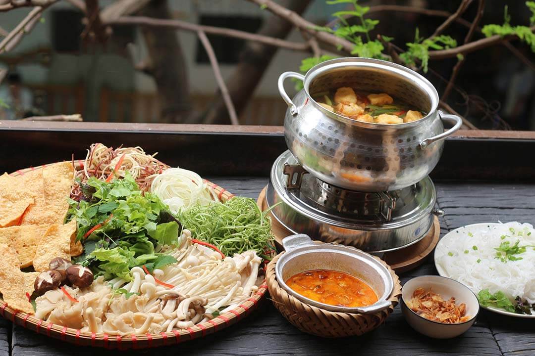 Vegetarian moss hotpot in Hue Nhien Vegetarian Restaurant