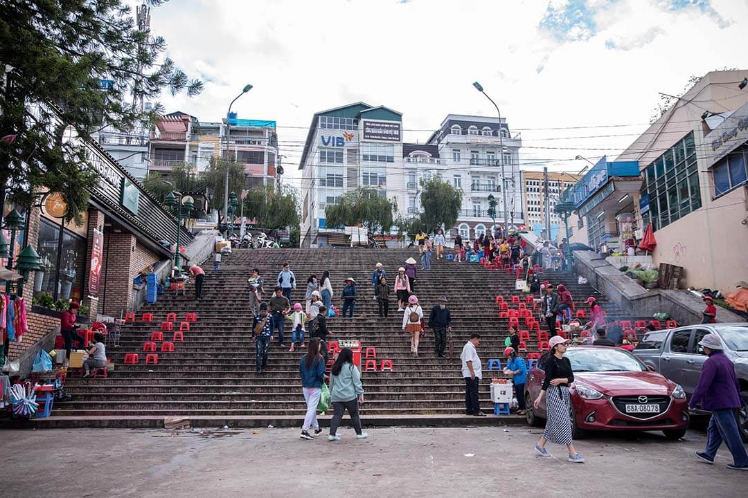 Walking around Dalat market